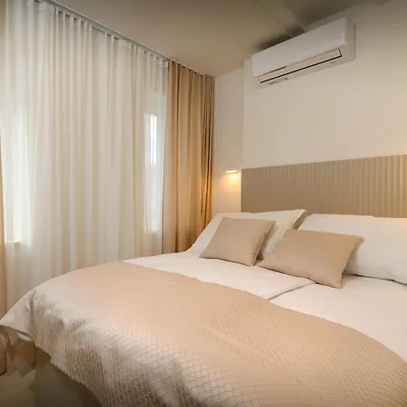 S27-new House In The Centre Ferienhaus *