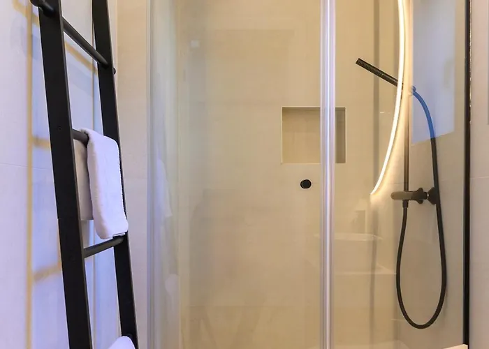 S27-new House In The Centre Ferienhaus Split