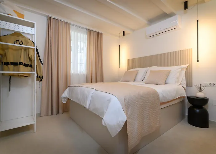 S27-new House In The Centre Ferienhaus Split