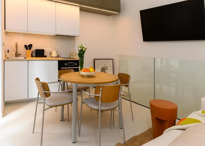 S27-new House In The Centre Ferienhaus Split