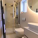 S27-Modern House In The Old Centre With Parking Vikendica *