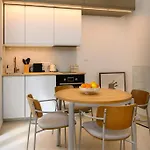 S27-Modern House In The Old Centre With Parking Vikendica Split