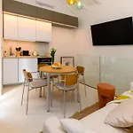 S27-Modern House In The Old Centre With Parking Vikendica Split