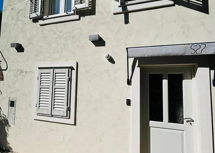 Σπίτι διακοπών S27-new House In The Centre Σπλιτ