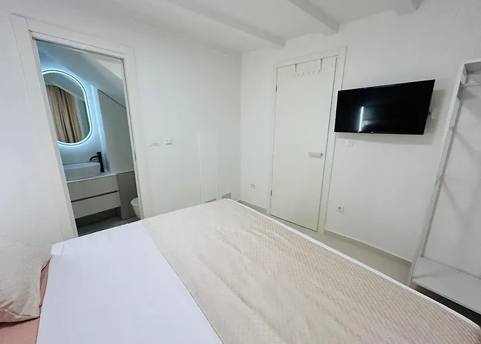 S27-new House In The Centre Σπλιτ