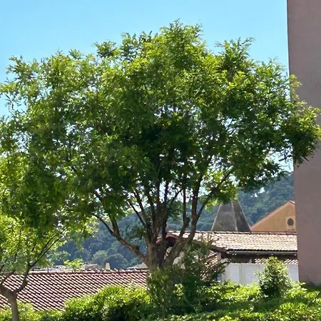 بيت للعطل S27-new House In The Centre