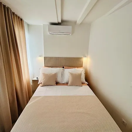 S27-new House In The Centre * سبليت